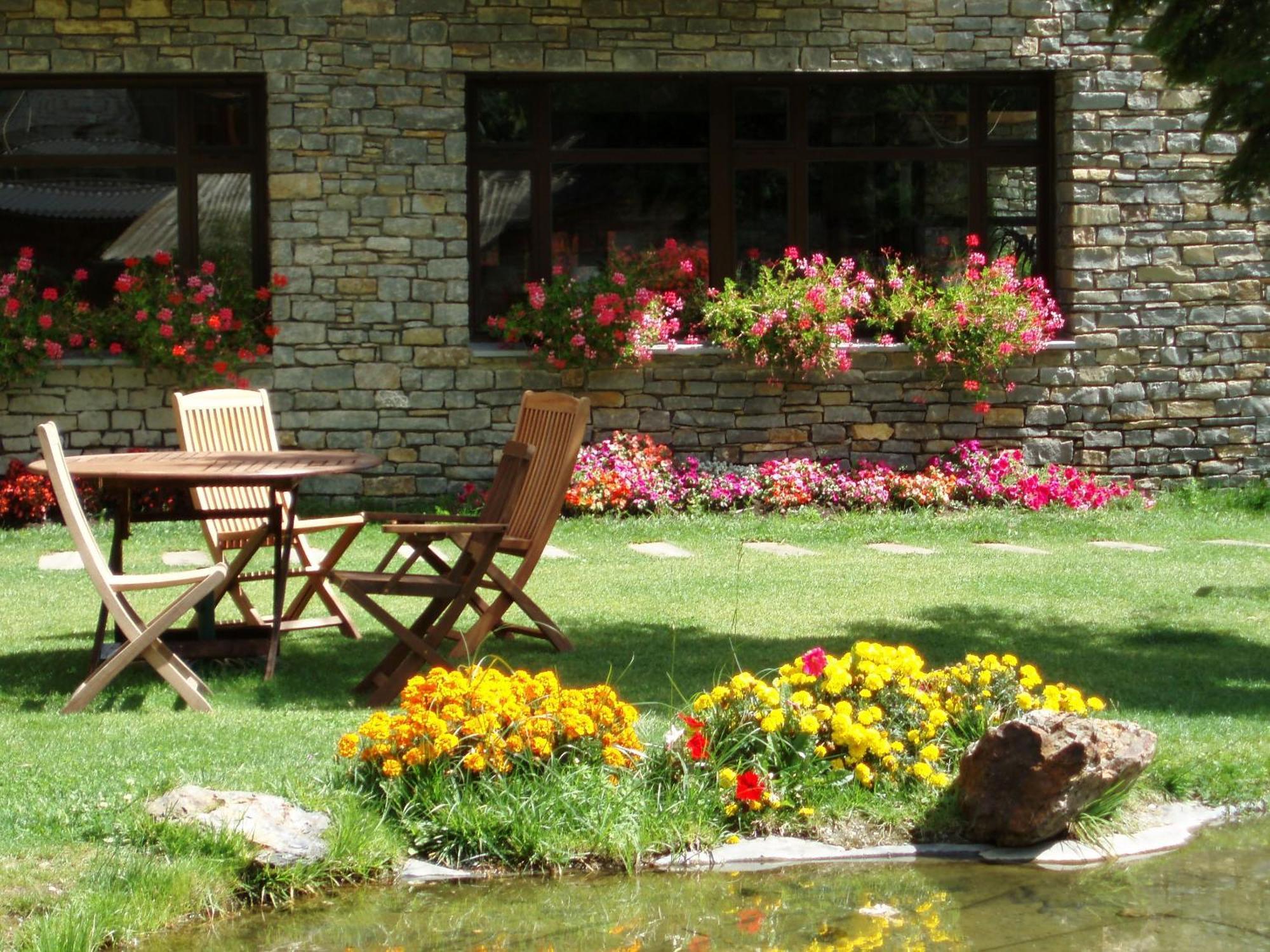 Roca Blanca Hotel Espot Exterior foto